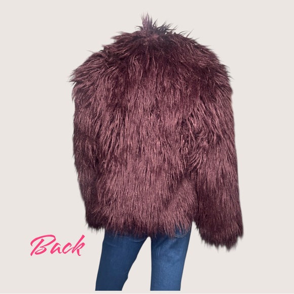 Faux Fur Cropped Coat - Picture 6 of 15